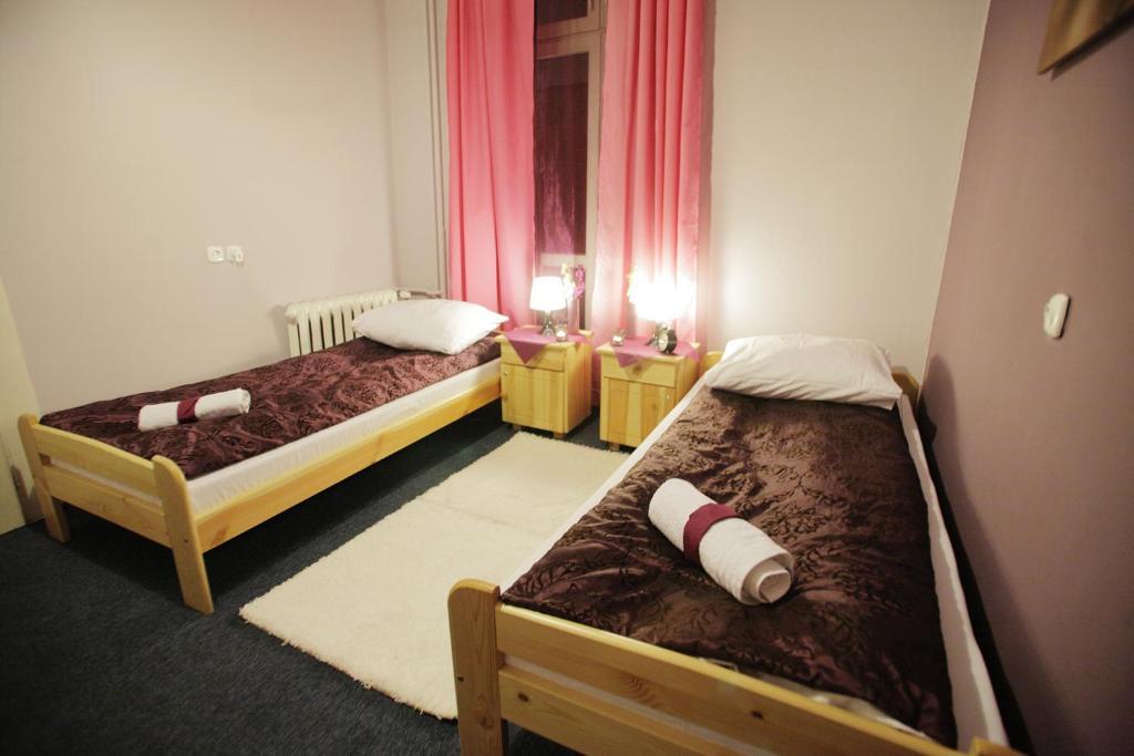 Dragon Aparthostel Senatorska Krakow Room photo